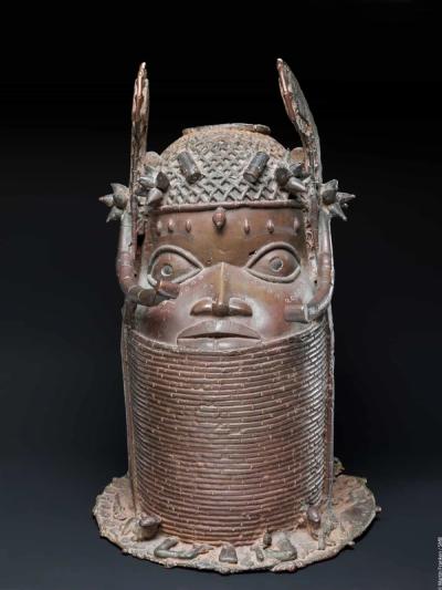 Commemorative Head